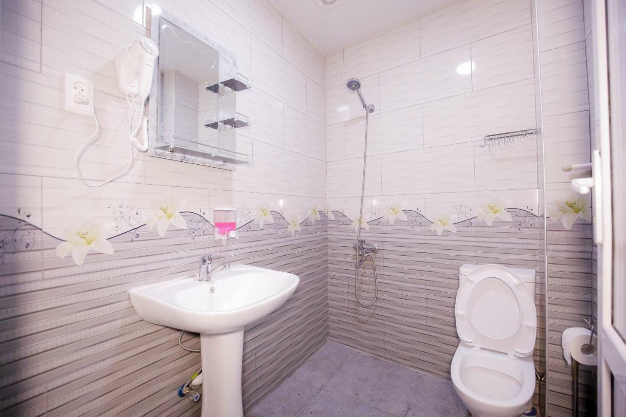 Hotel Anseza Kutaisi Esterno foto