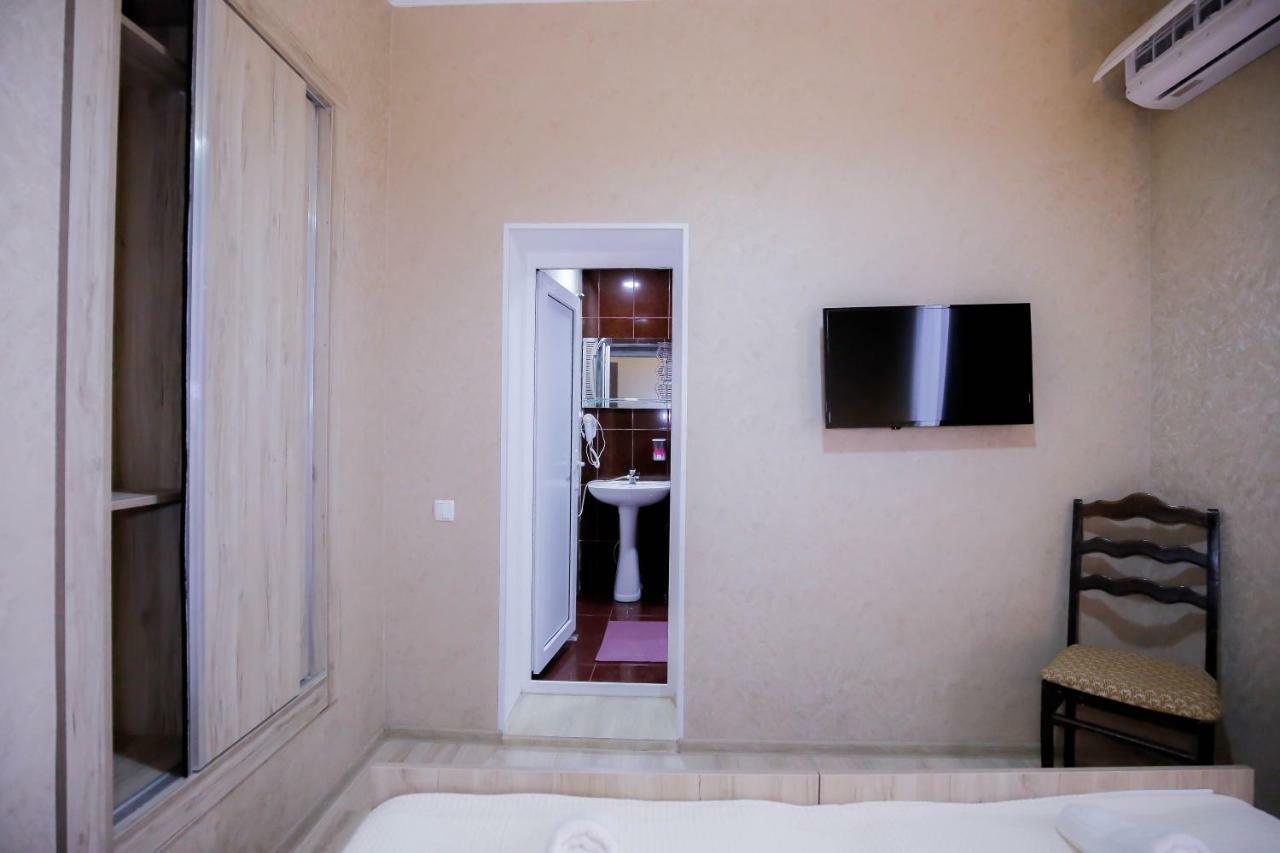 Hotel Anseza Kutaisi Esterno foto